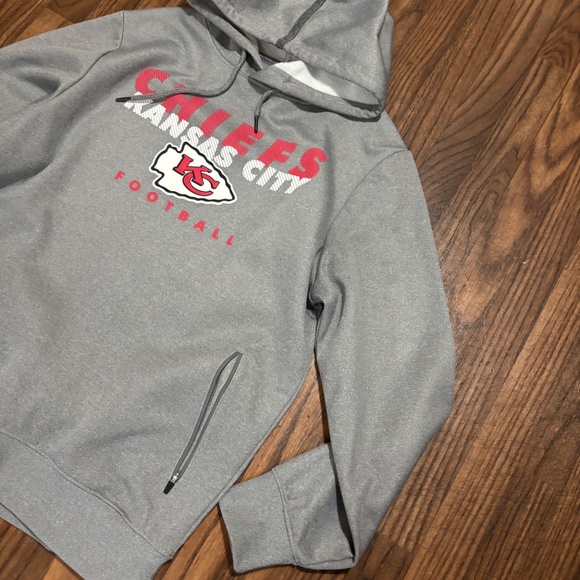 NFL Offical Team Apparel * KC Chiefs Pullover Sweatshirt Hoodie * Unisex Medium - Picture 3 of 10